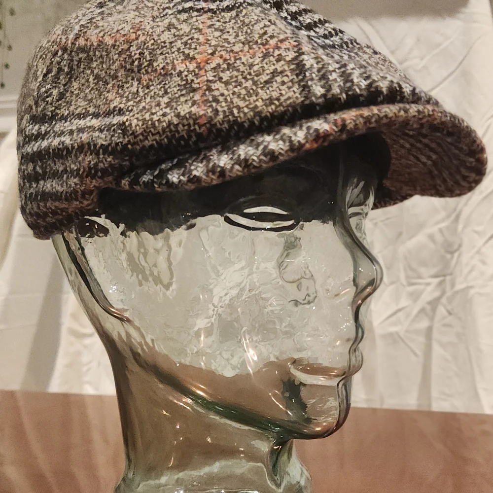 Plaid Wool Newsboy Cap - Picture 5 of 7
